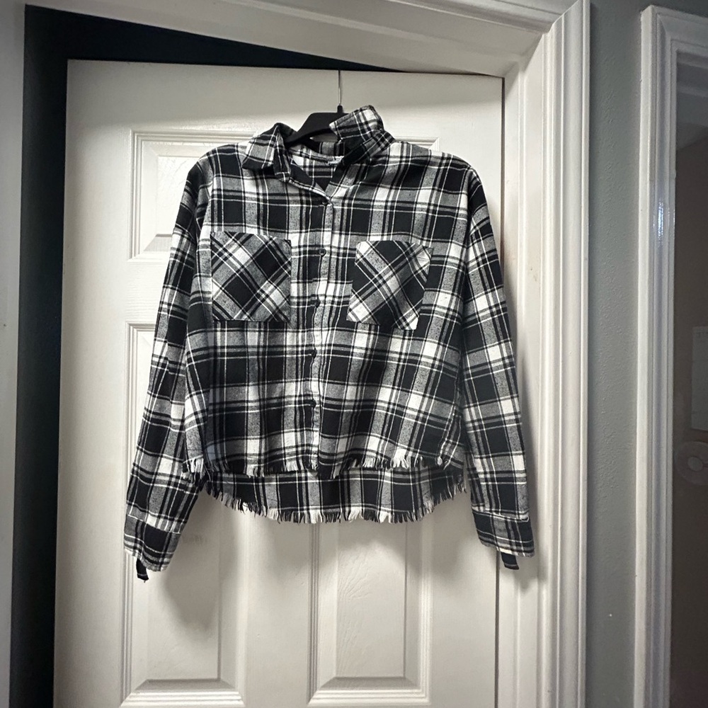 Charlotte Russe Monochrome Plaid Shirt